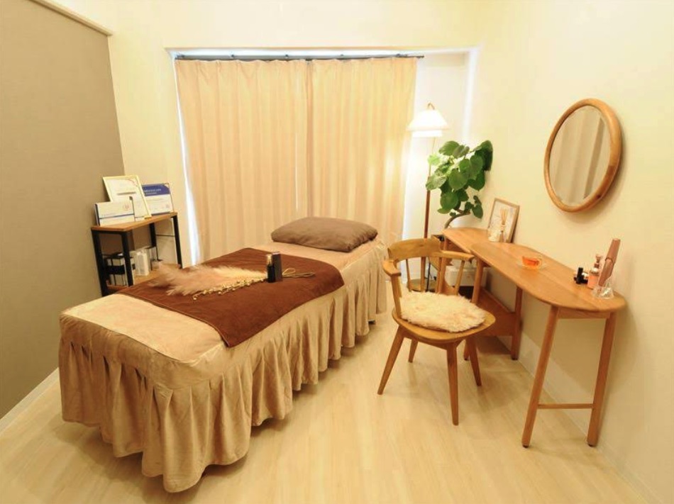 美脳小顔矯正&毛穴洗浄サロンGRACE江坂